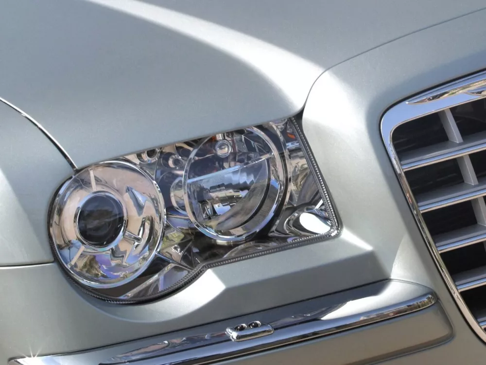 Автомобиль Chrysler 300C I Седан