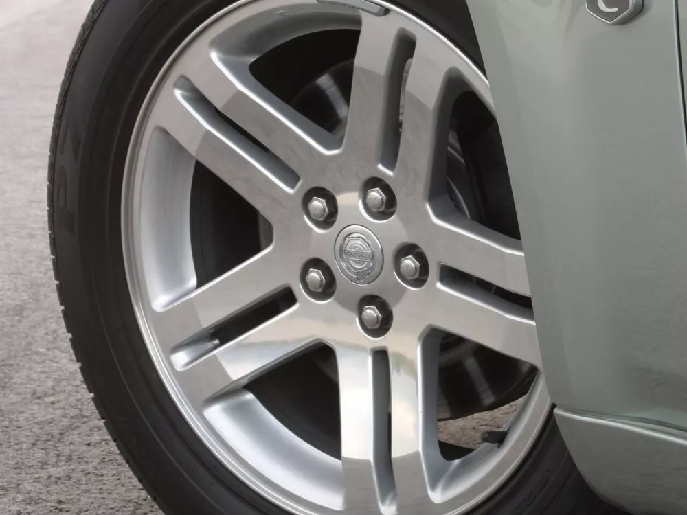 Автомобиль Chrysler 300C I Седан