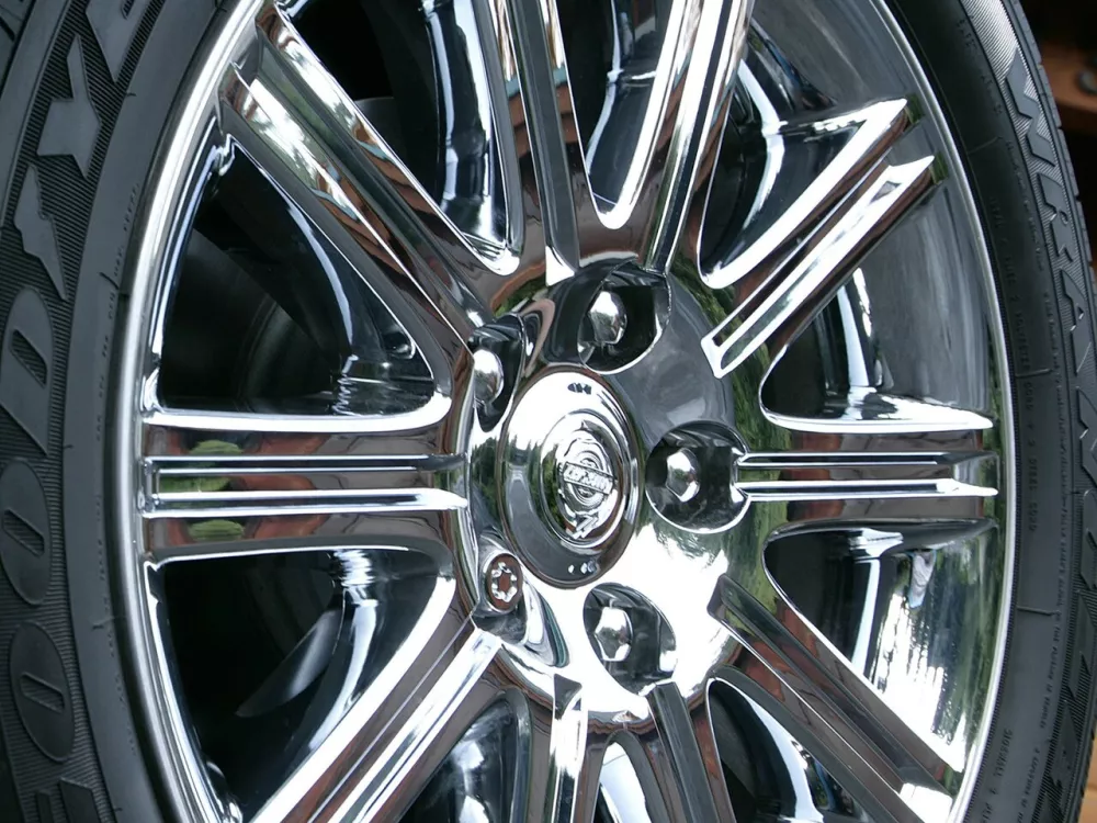 Автомобиль Chrysler Aspen Внедорожник (5 дверей)