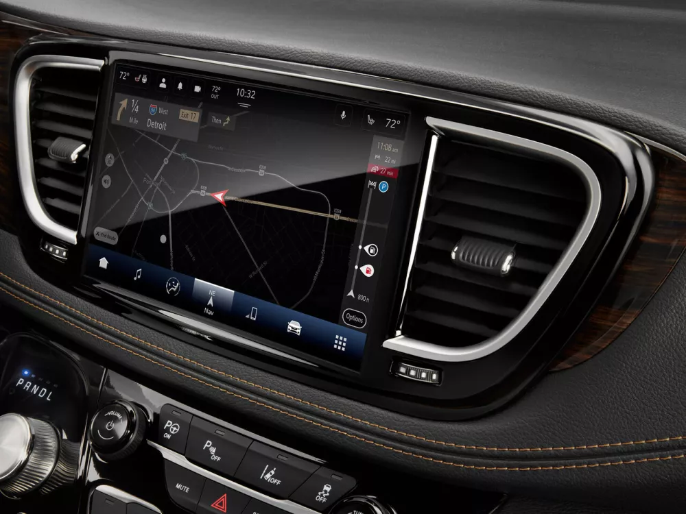 Автомобиль Chrysler Pacifica RU Рестайлинг Минивэн