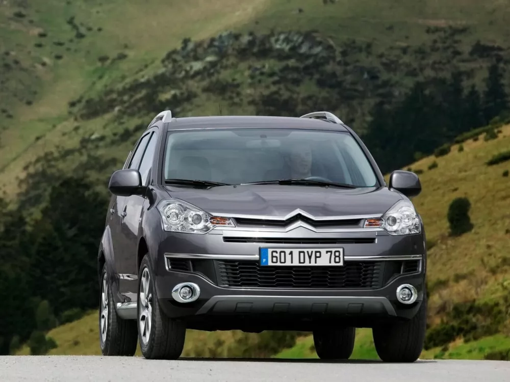 Автомобиль Citroen C-Crosser Внедорожник (5 дверей)