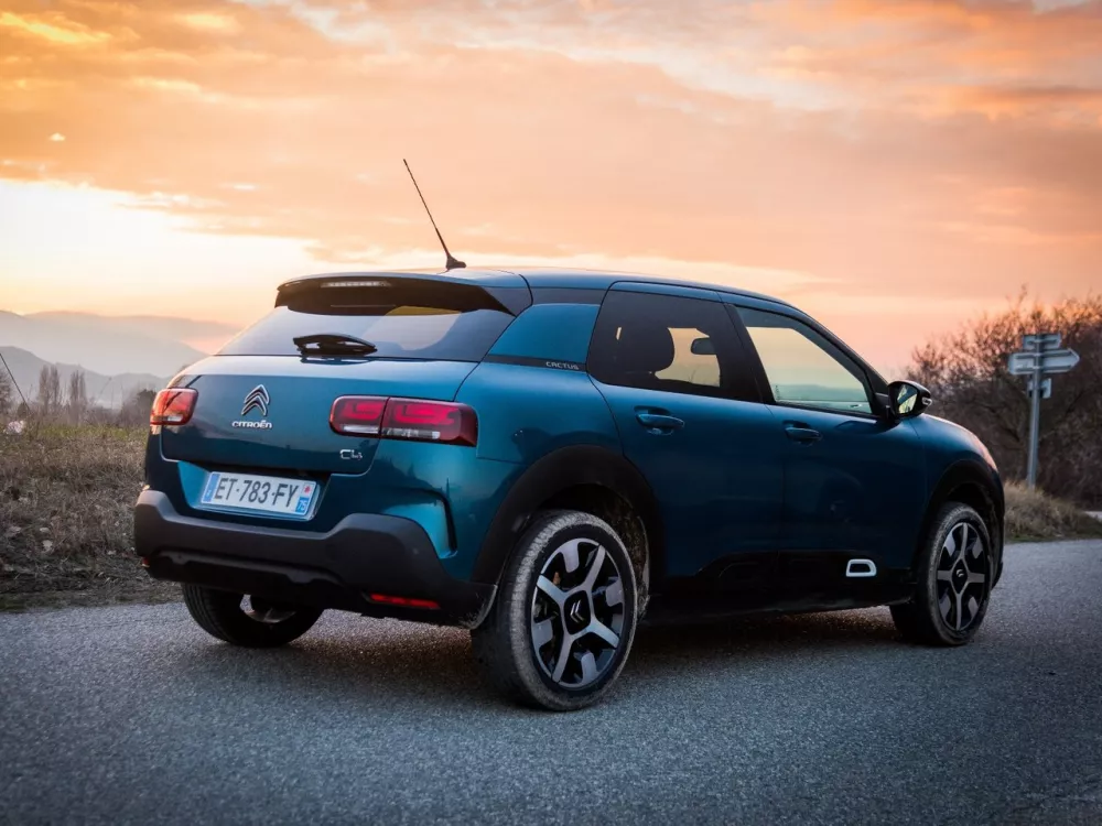 Автомобиль Citroen C4 Cactus I Рестайлинг Внедорожник (5 дверей)