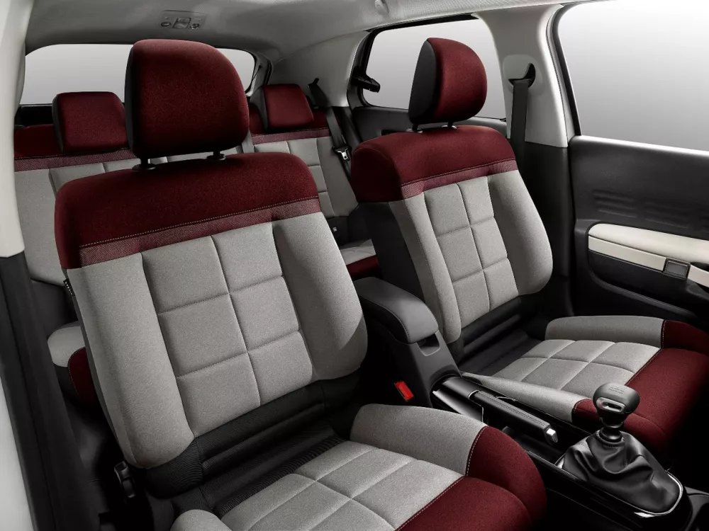 Автомобиль Citroen C4 Cactus I Рестайлинг Внедорожник (5 дверей)