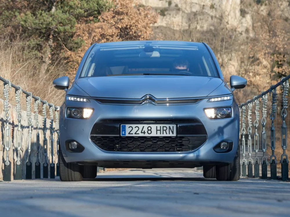 Автомобиль Citroen C4 Picasso II Компактвэн