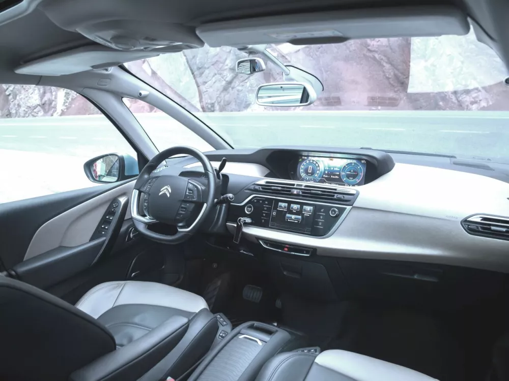 Автомобиль Citroen C4 Picasso II Компактвэн