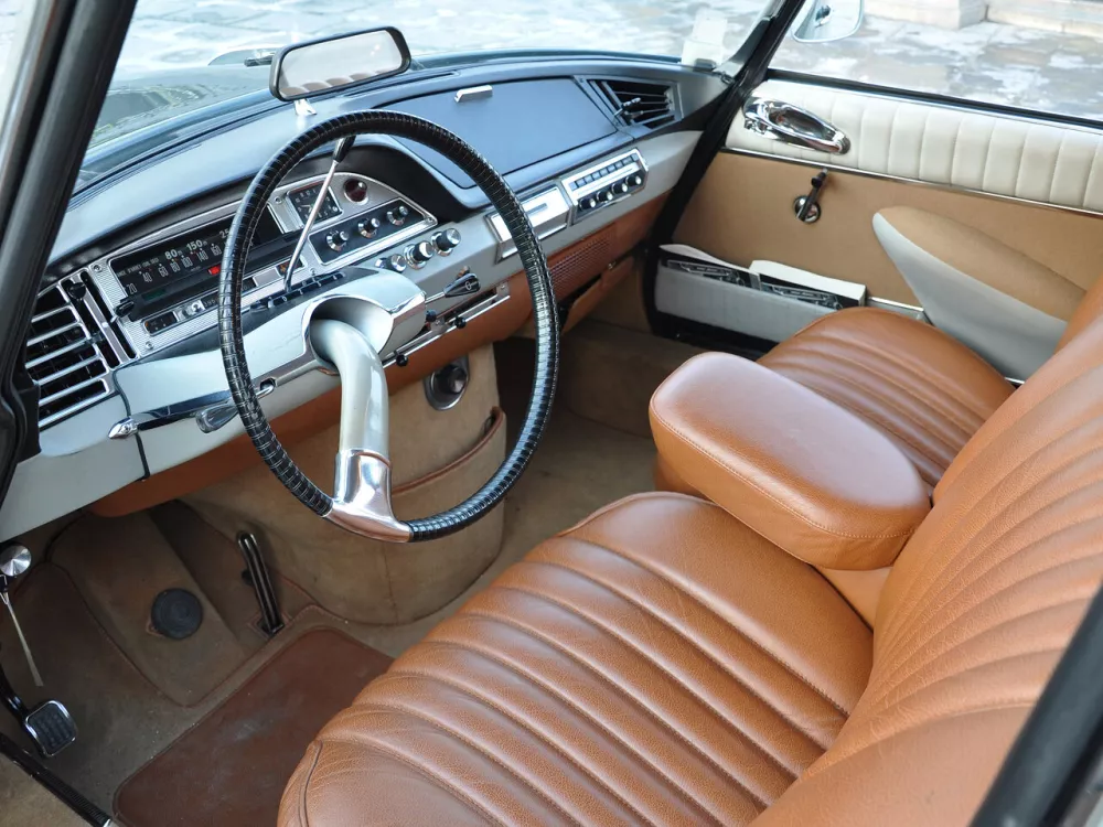 Автомобиль Citroen DS I Рестайлинг 2 Седан