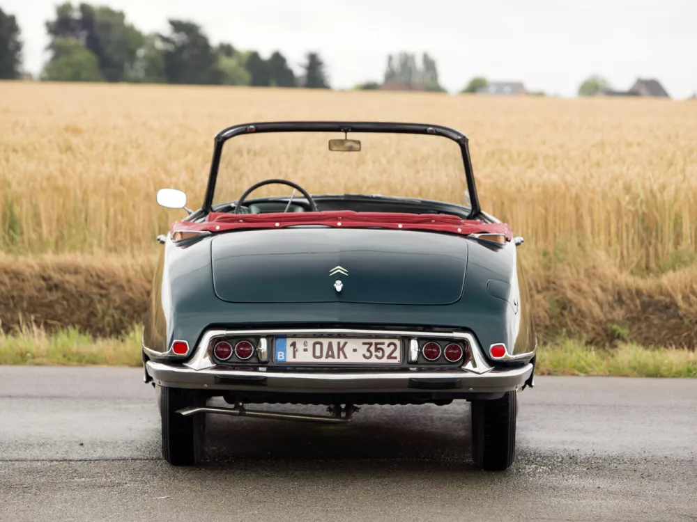 Автомобиль Citroen DS I Кабриолет