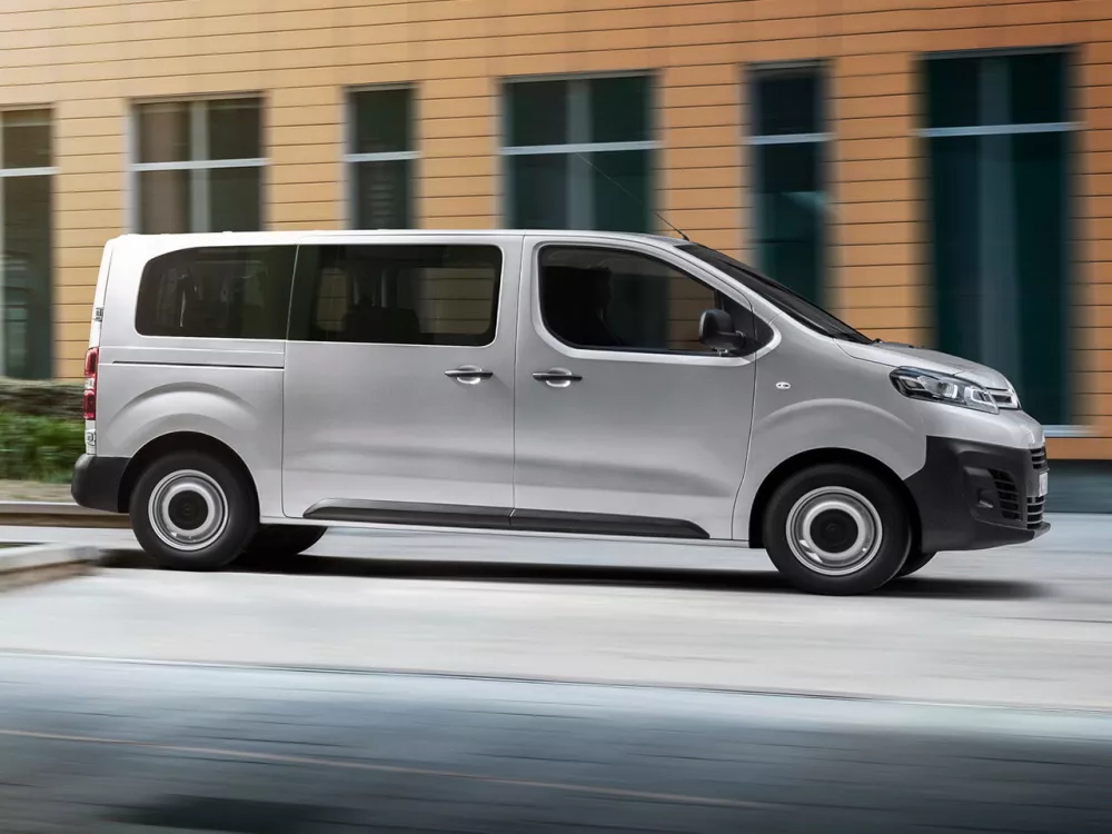 Автомобиль Citroen Jumpy III Минивэн