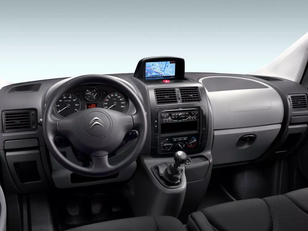 Автомобиль Citroen Jumpy II Рестайлинг Минивэн