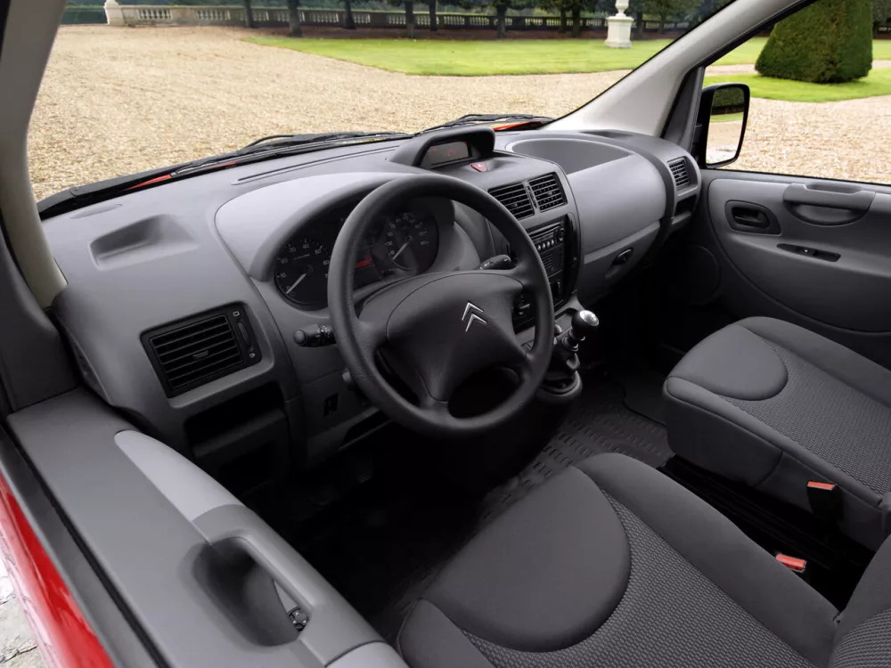 Автомобиль Citroen Jumpy II Фургон