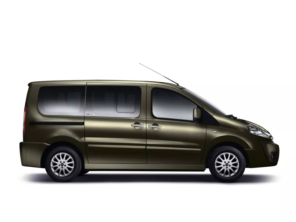 Автомобиль Citroen Jumpy II Минивэн