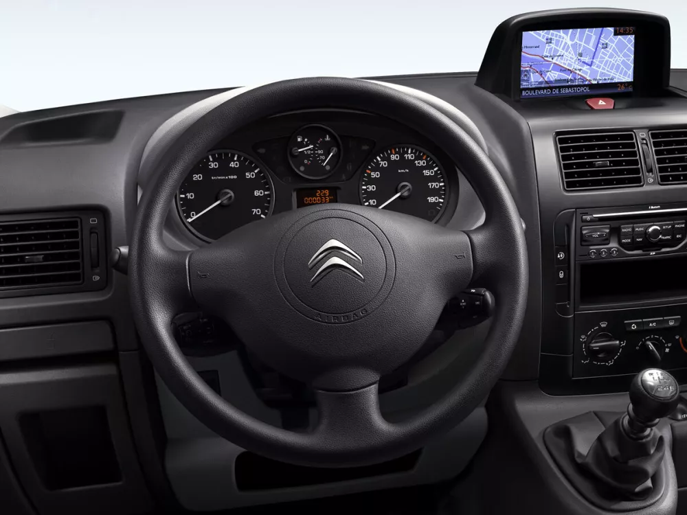 Автомобиль Citroen Jumpy II Минивэн