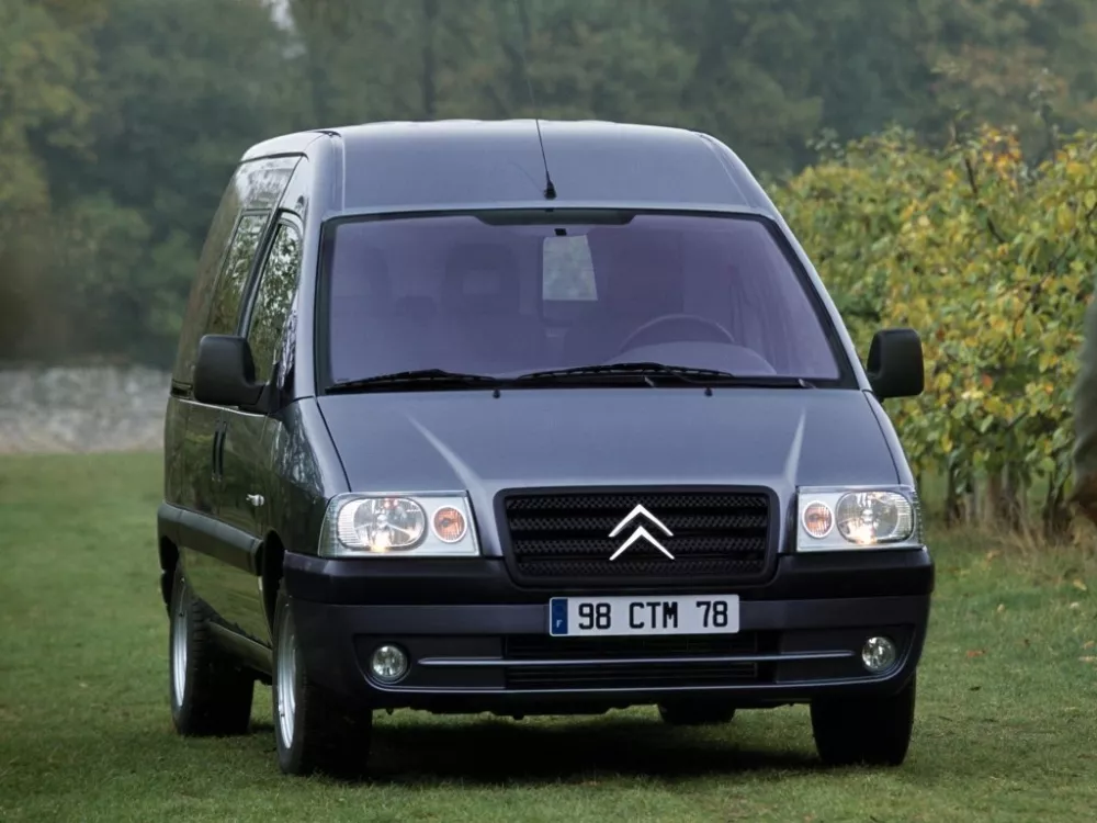 Автомобиль Citroen Jumpy I Минивэн