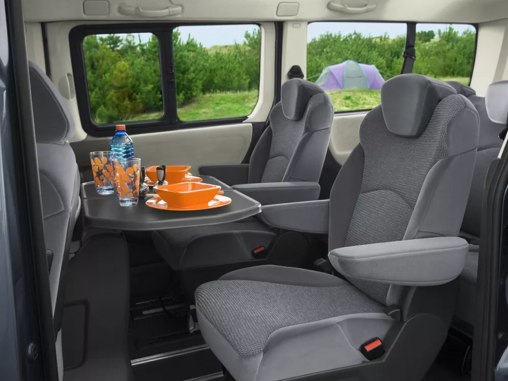 Автомобиль Citroen Jumpy II Минивэн Long