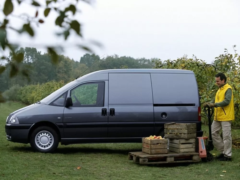 Автомобиль Citroen Jumpy I Минивэн