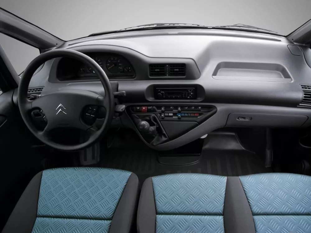 Автомобиль Citroen Jumpy I Минивэн