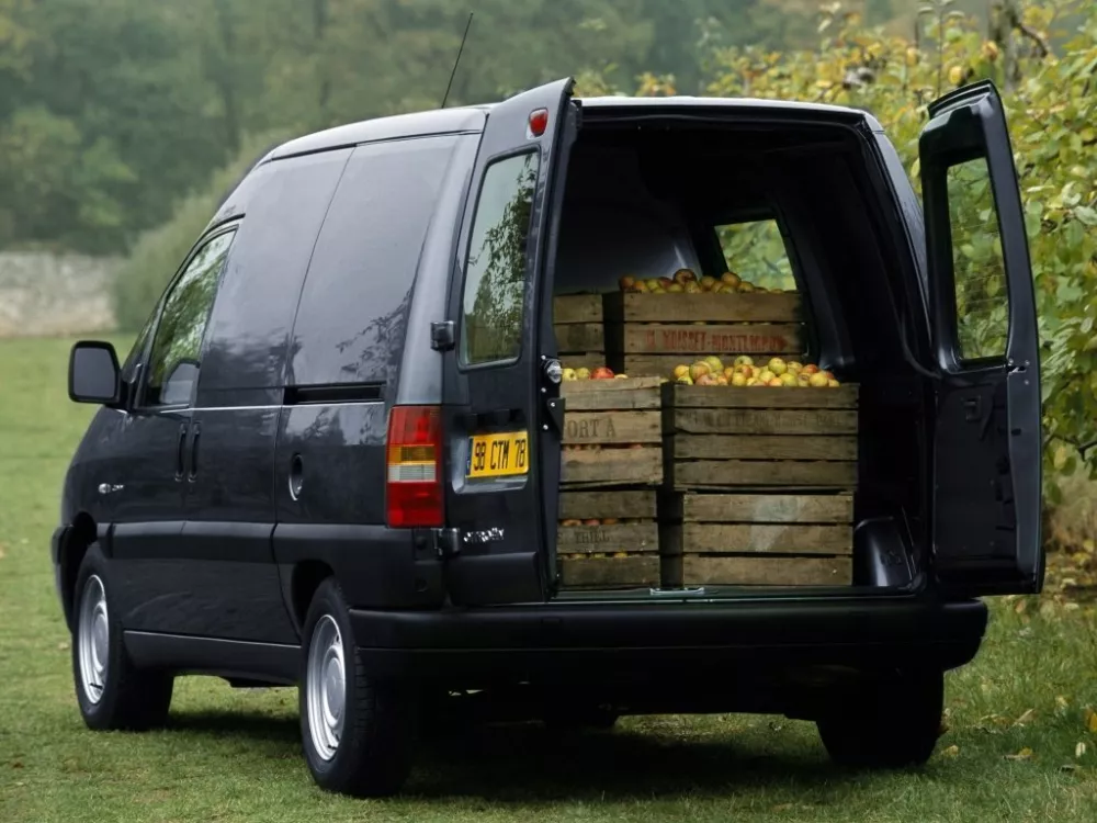 Автомобиль Citroen Jumpy I Минивэн