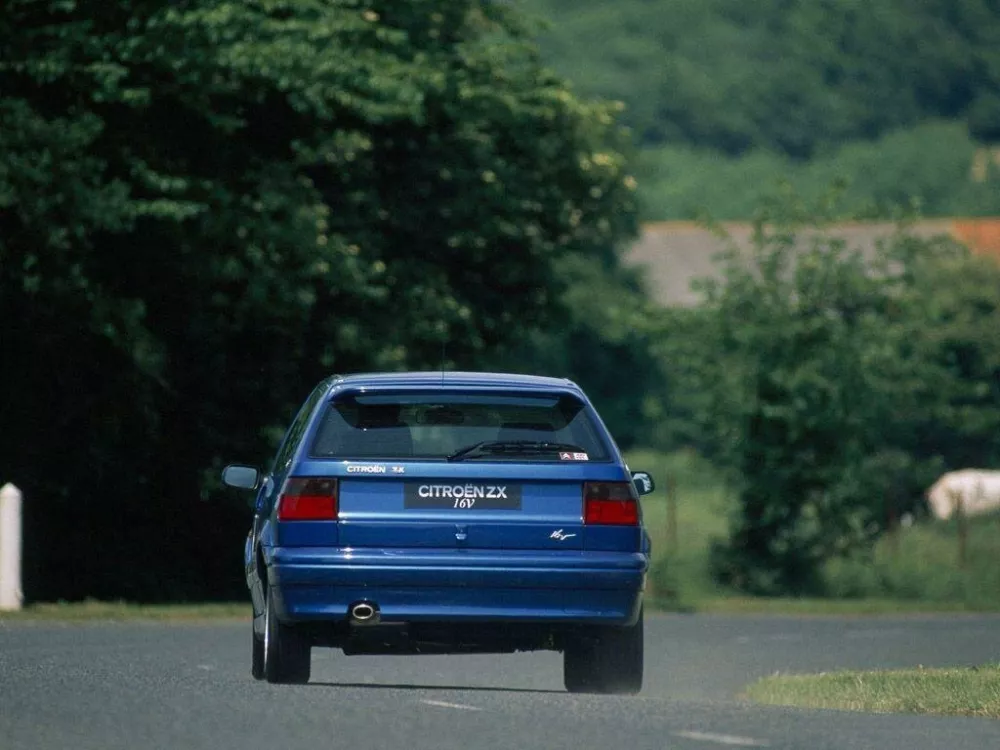 Автомобиль Citroen ZX Хэтчбек (3 двери)