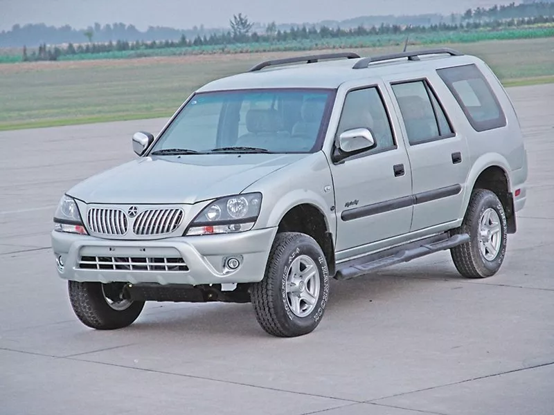 Автомобиль Dadi City Leading Внедорожник (5 дверей)