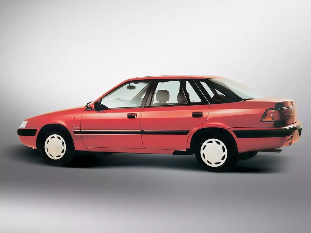 Автомобиль Daewoo Espero Седан
