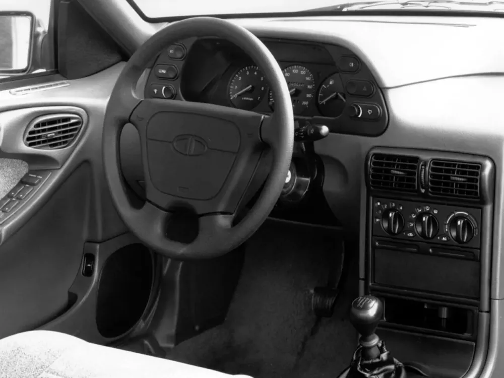 Автомобиль Daewoo Espero Седан