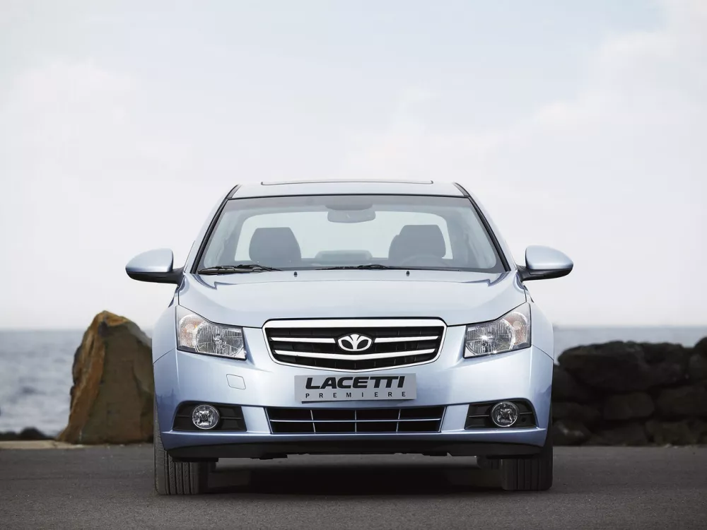 Автомобиль Daewoo Lacetti Premiere J300 Седан