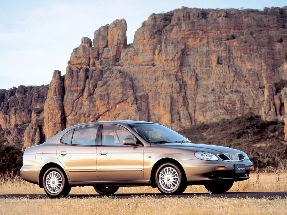 Автомобиль Daewoo Leganza Седан