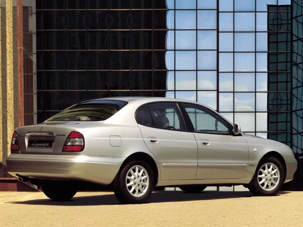 Автомобиль Daewoo Leganza Седан