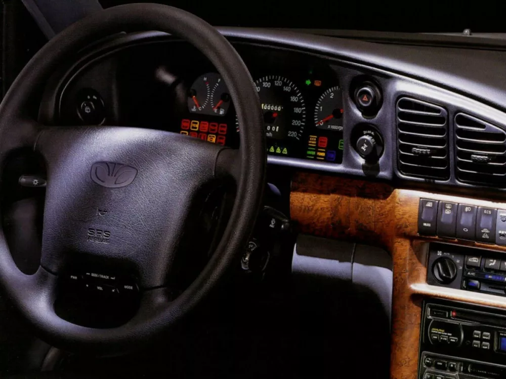 Автомобиль Daewoo Musso Внедорожник (5 дверей)