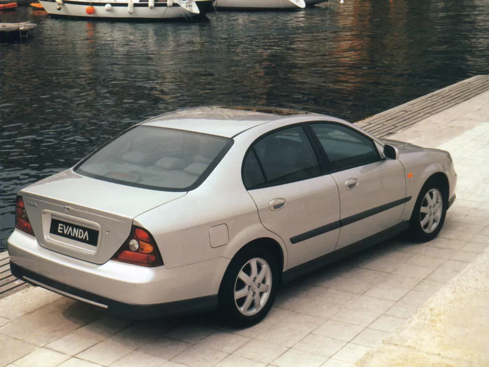 Автомобиль Daewoo Evanda Седан