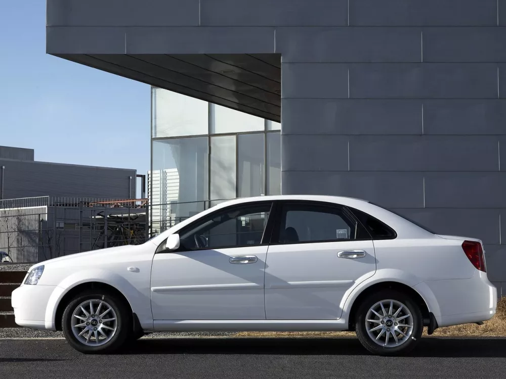Автомобиль Daewoo Lacetti Седан