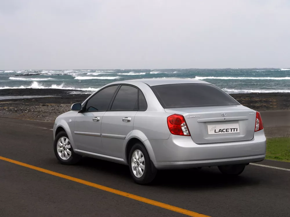 Автомобиль Daewoo Lacetti Седан