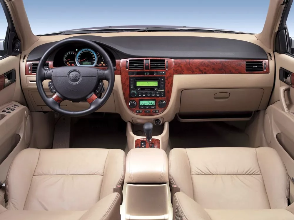 Автомобиль Daewoo Lacetti Седан