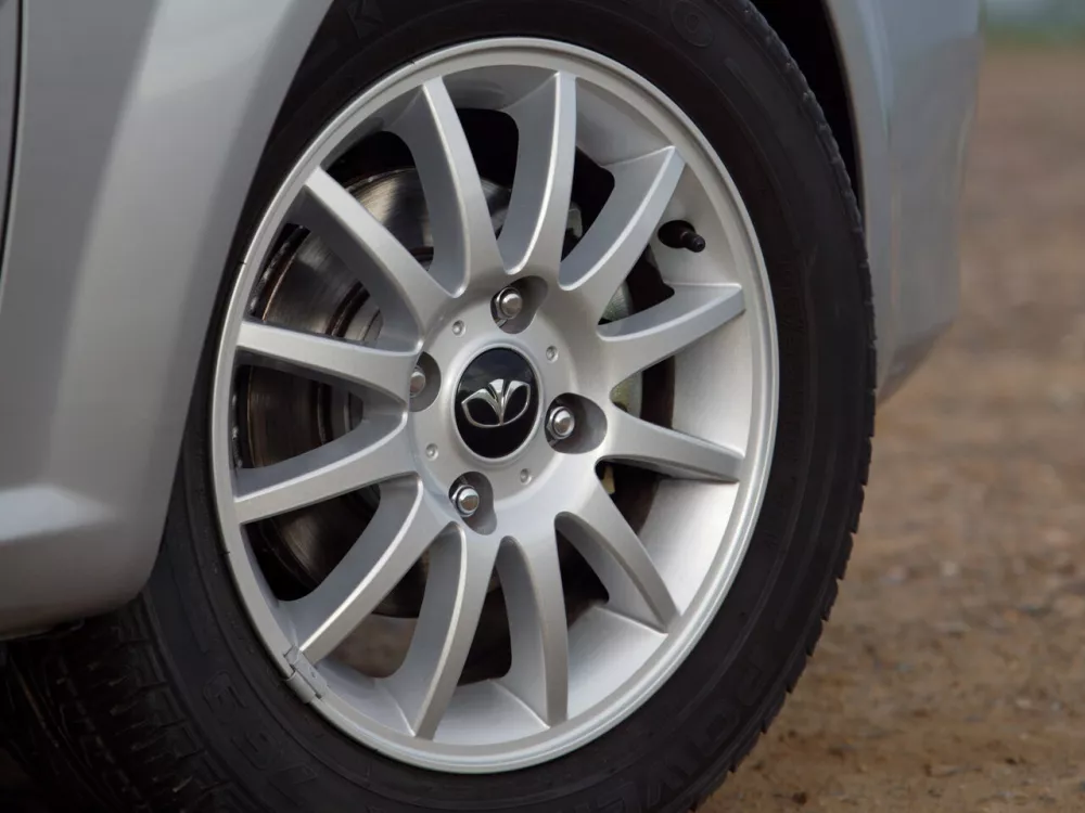 Автомобиль Daewoo Lacetti Хэтчбек (5 дверей)