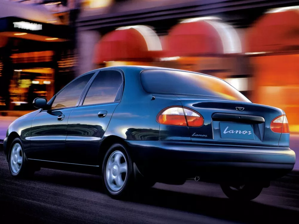 Автомобиль Daewoo Lanos Седан