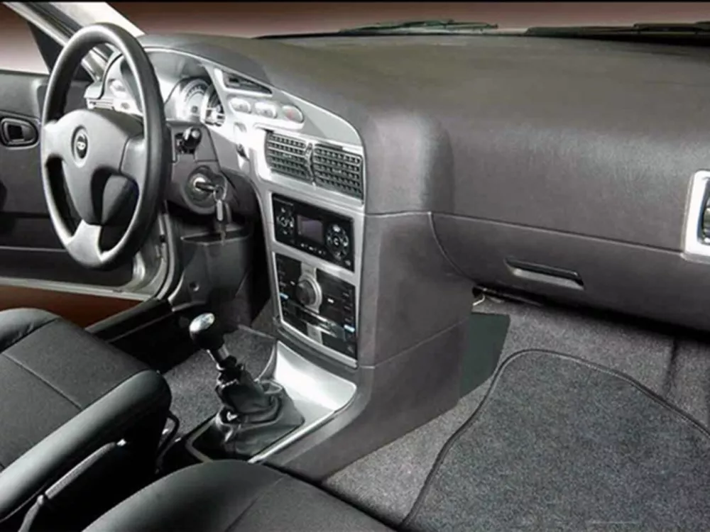 Автомобиль Daewoo Nexia I Рестайлинг Седан