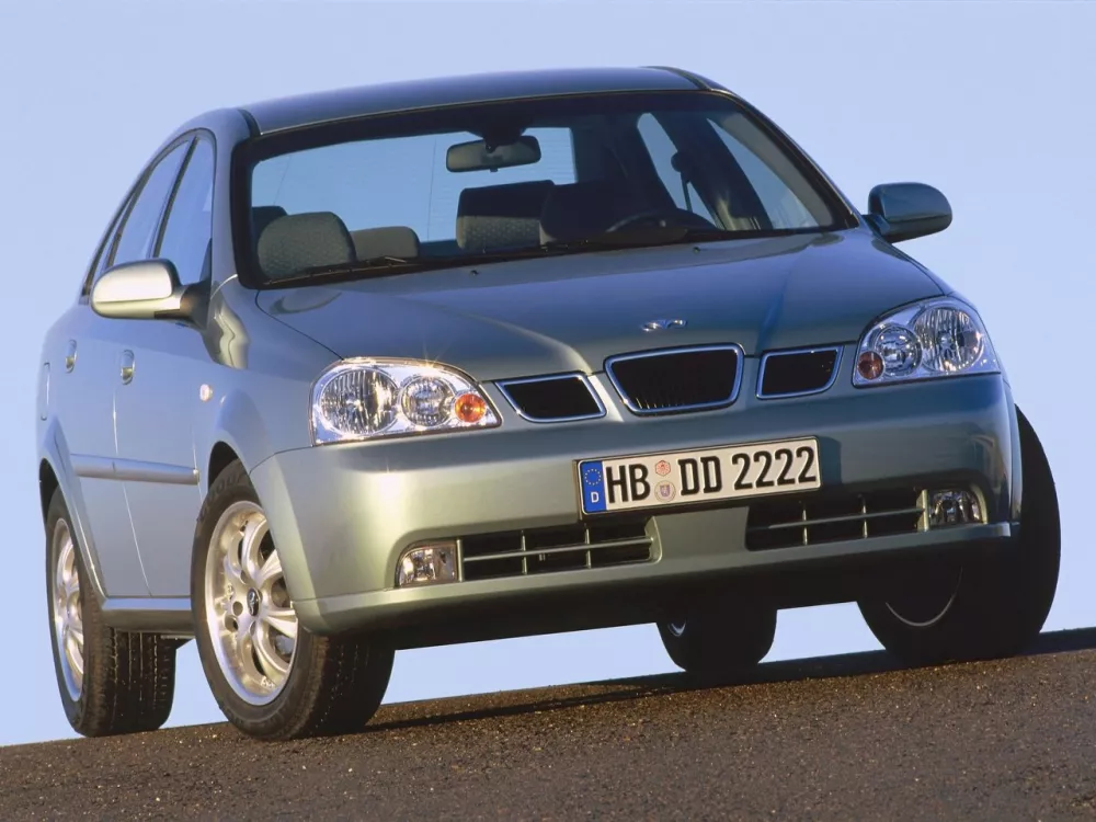 Автомобиль Daewoo Nubira III Седан