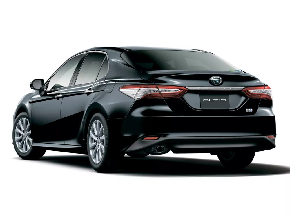 Автомобиль Daihatsu Altis V Седан