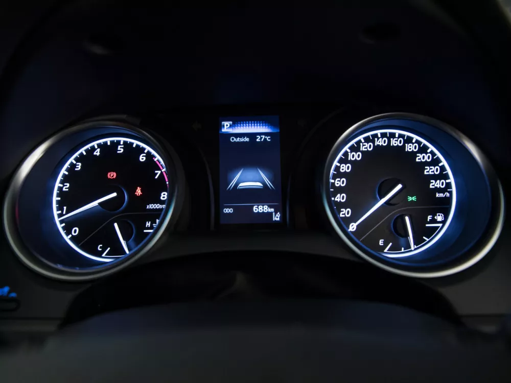 Автомобиль Daihatsu Altis V Седан