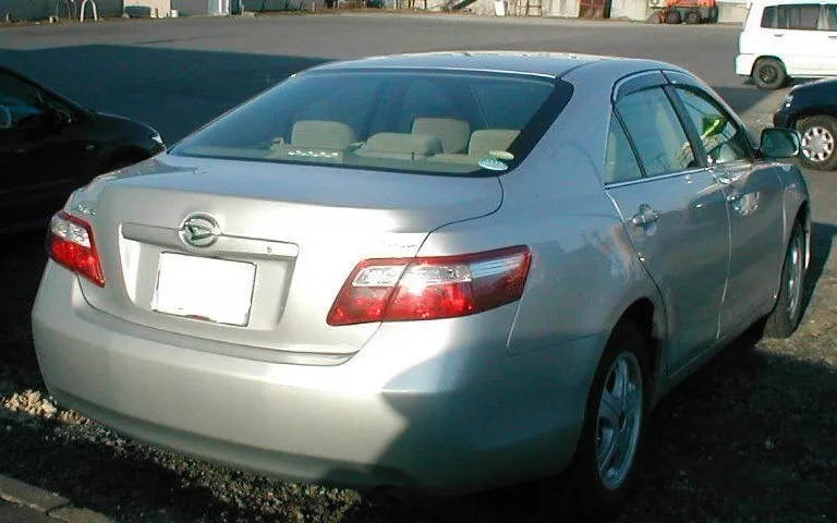 Автомобиль Daihatsu Altis III (SXV40) Седан