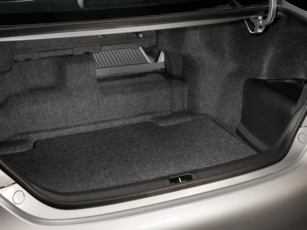 Автомобиль Daihatsu Altis IV (SXV50) Седан
