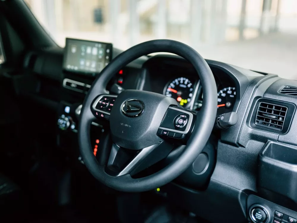 Автомобиль Daihatsu Atrai VI Пикап Двойная кабина Deck Van