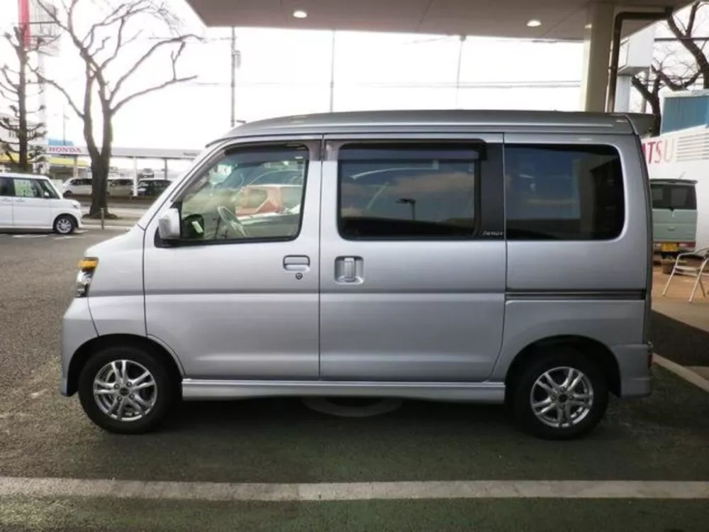 Автомобиль Daihatsu Atrai V Рестайлинг Микровэн