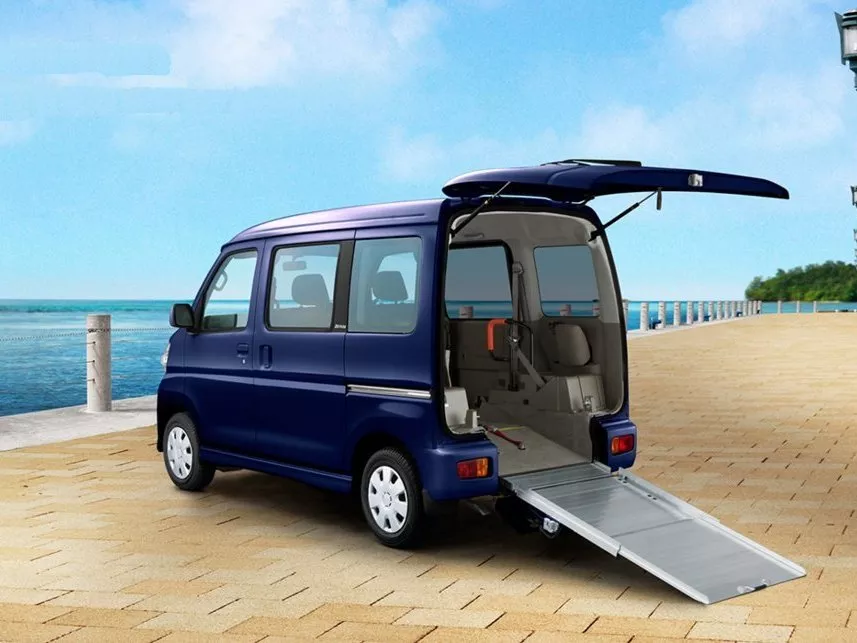 Автомобиль Daihatsu Atrai V Рестайлинг Микровэн