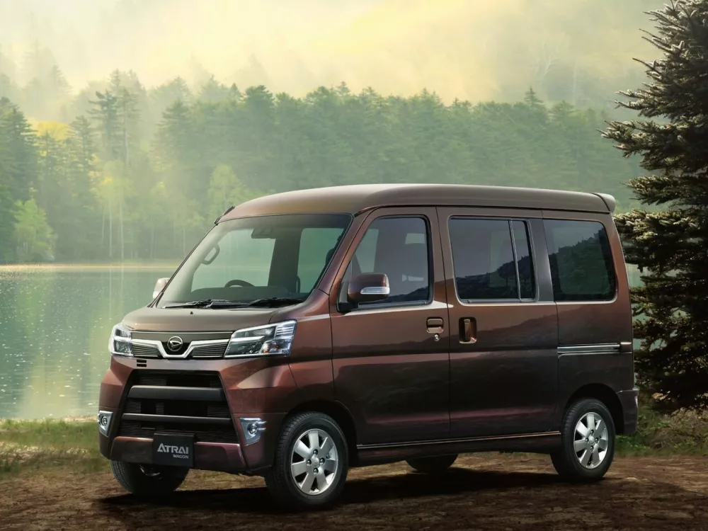 Автомобиль Daihatsu Atrai V Рестайлинг 2 Микровэн