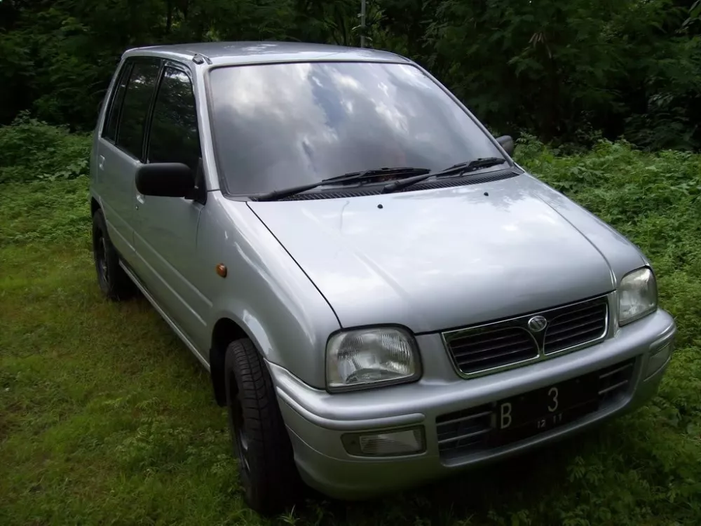 Автомобиль Daihatsu Ceria Хэтчбек (5 дверей)