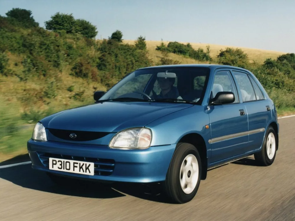 Автомобиль Daihatsu Charade IV Рестайлинг Хэтчбек (5 дверей)