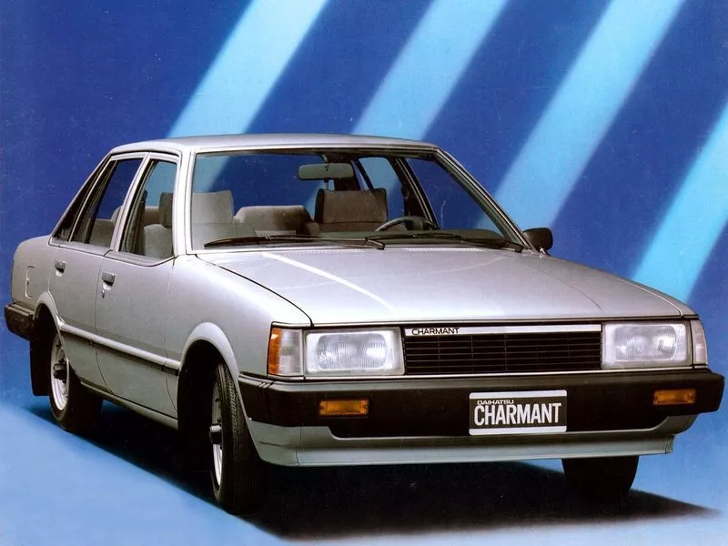 Автомобиль Daihatsu Charmant Седан