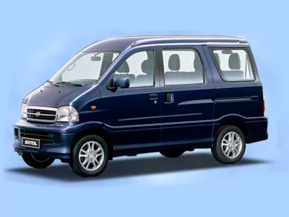 Автомобиль Daihatsu Extol Микровэн
