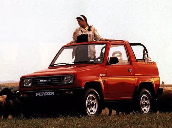 Автомобиль Daihatsu Feroza Внедорожник открытый Открытый